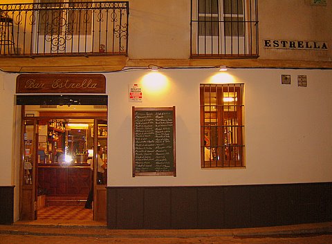 barestrella2.jpg