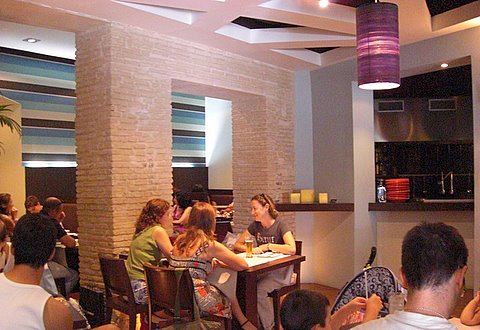 restaurant2.jpg