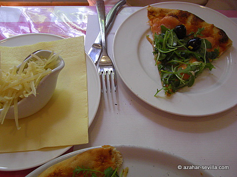 loca-pizza-slice