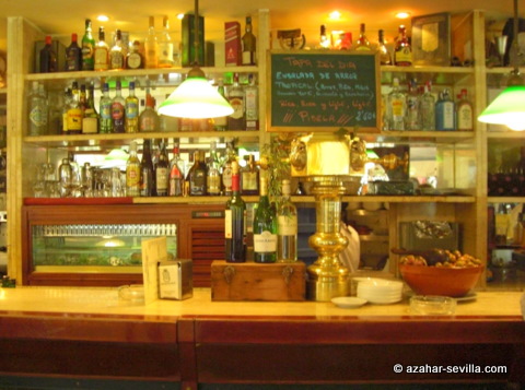 universal bar