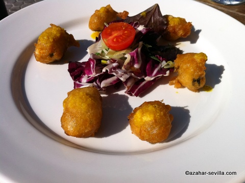 la mata mussels in tempura saffron sauce