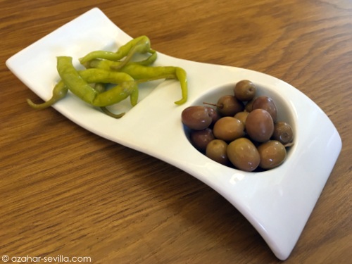petit corner olives